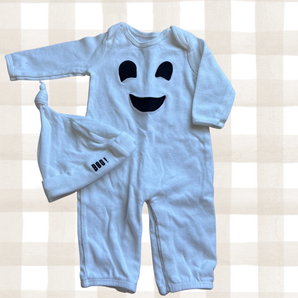 Carters newborn ghost with hat.
